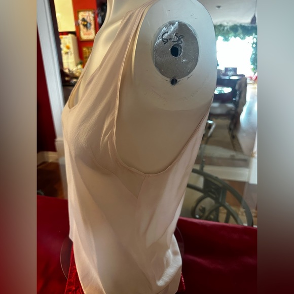 WOMEN’S V NECK CACHAREL PARIS 100% SILK TIMELESS PINK TOP SIZE 36 Europe - Picture 4 of 7